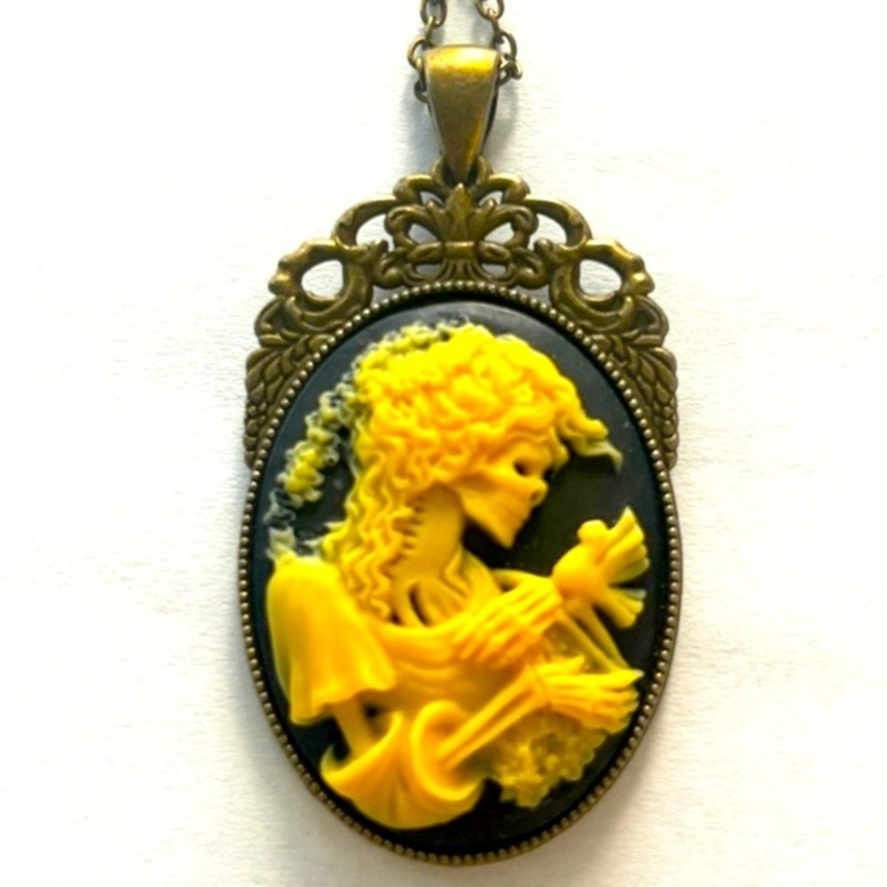 Black and Yellow Skeleton Lady Cameo Victorian Style Necklace, NWT, Handmade
